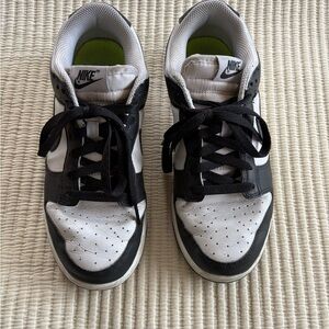Nike Panda Dunk Low
